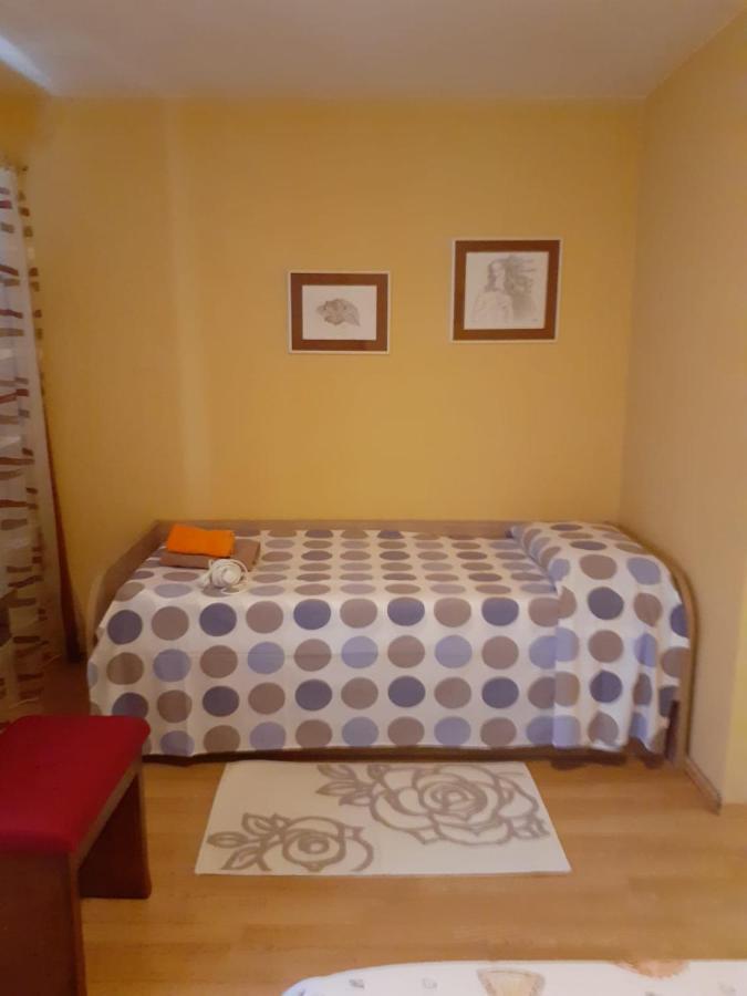 Apartment Villa Venezia Пераст Екстериор снимка